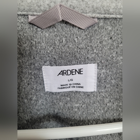 Shaket - Picture 3 of 4